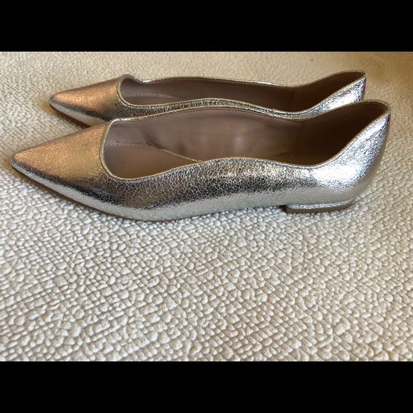 BCBG Women’s Flats - Picture 2 of 3